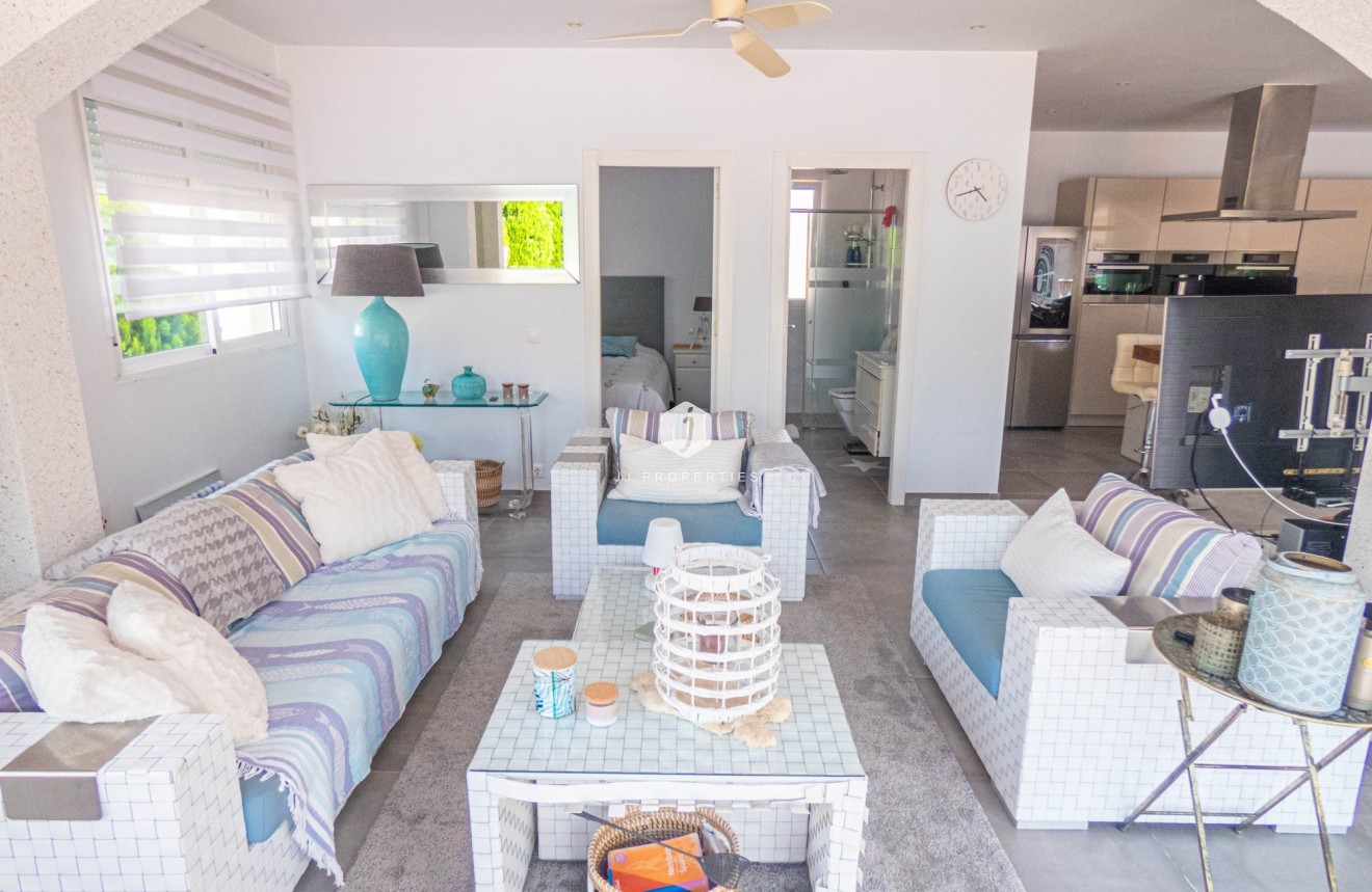 Resale - Villa -
Ciudad Quesada - Costa Blanca