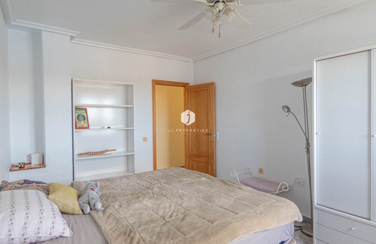 Resale - Villa -
San Miguel de Salinas - Inland