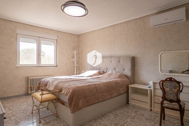 Resale - Villa -
San Miguel de Salinas - Inland