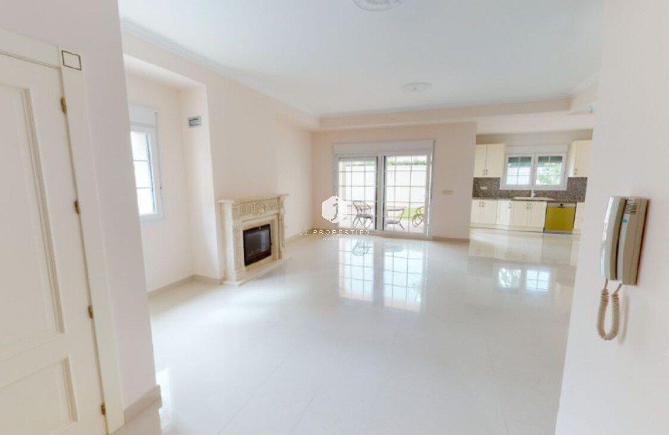 Resale - Villa -
Cabo Roig - Costa Blanca