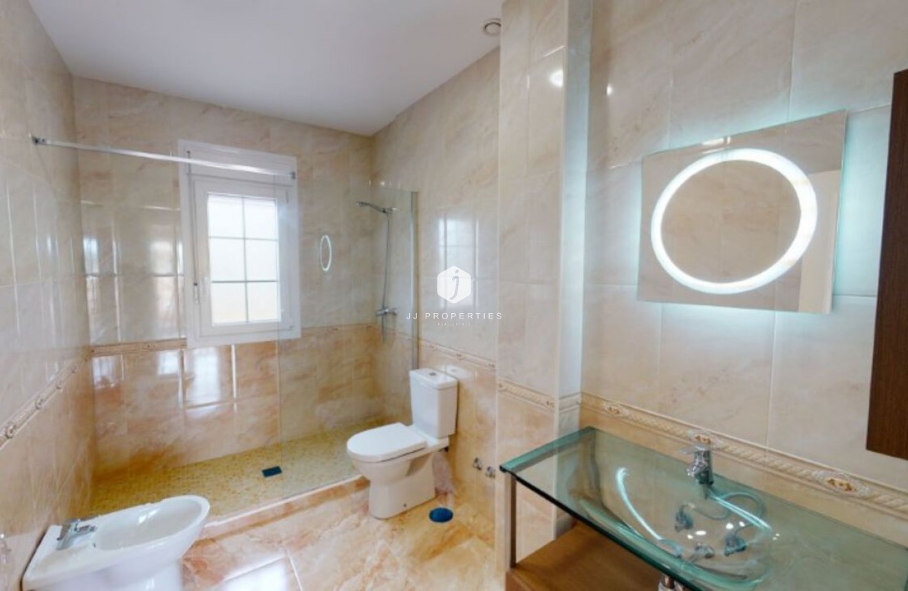 Resale - Villa -
Cabo Roig - Costa Blanca