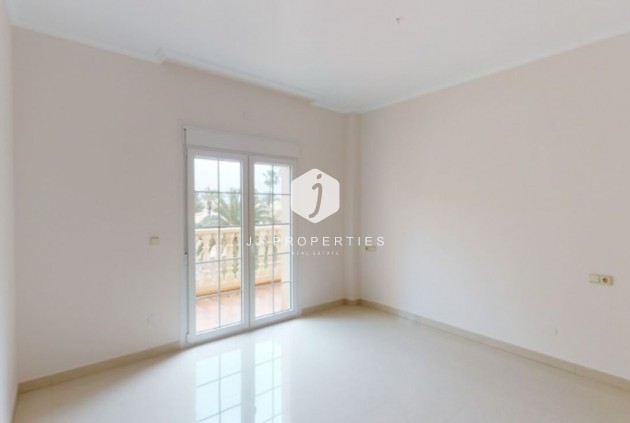 Resale - Villa -
Cabo Roig - Costa Blanca