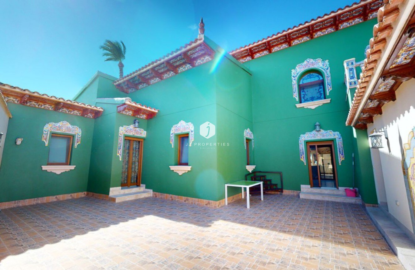 Resale - Villa -
Almoradí - Inland