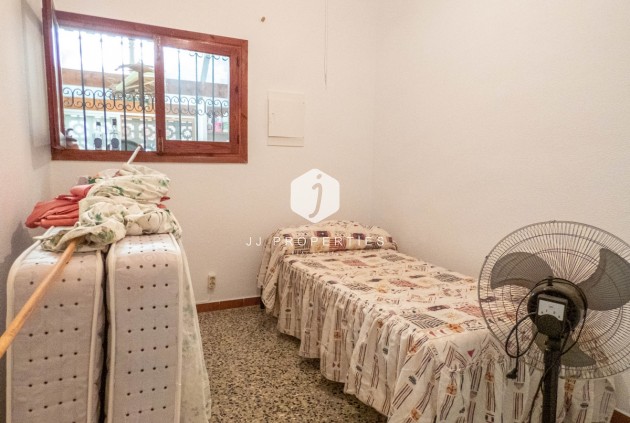 Resale - Villa -
Dehesa de Campoamor - Costa Blanca