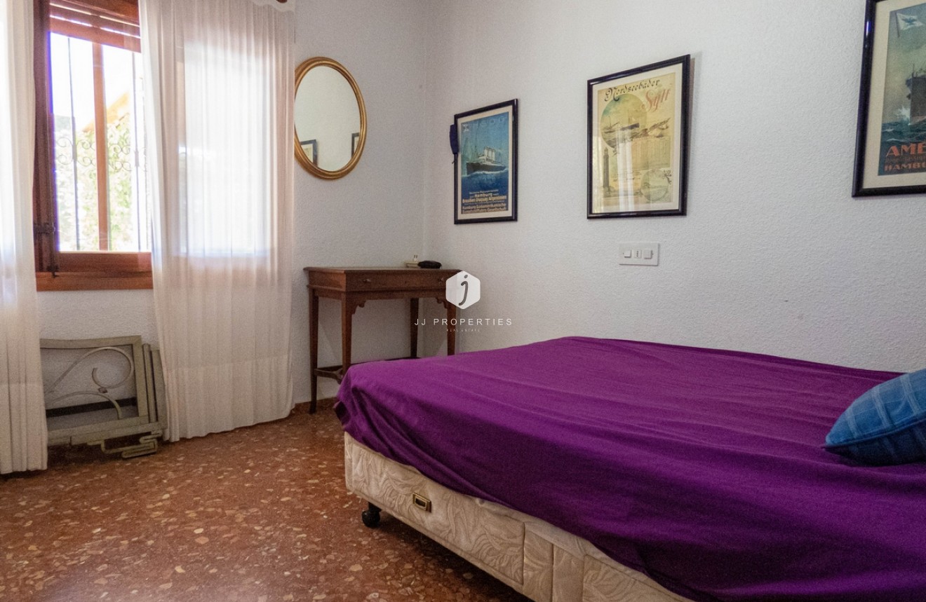 Resale - Villa -
Dehesa de Campoamor - Costa Blanca