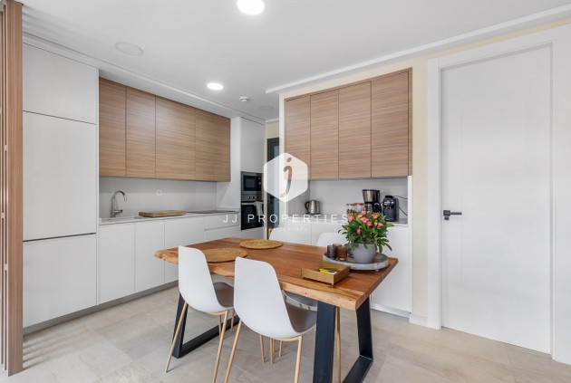 Tweedehands - Appartement / flat -
Torrevieja - Costa Blanca