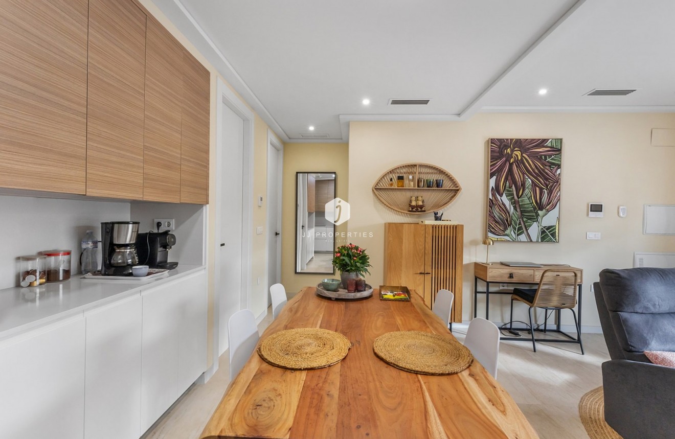 Tweedehands - Appartement / flat -
Torrevieja - Costa Blanca