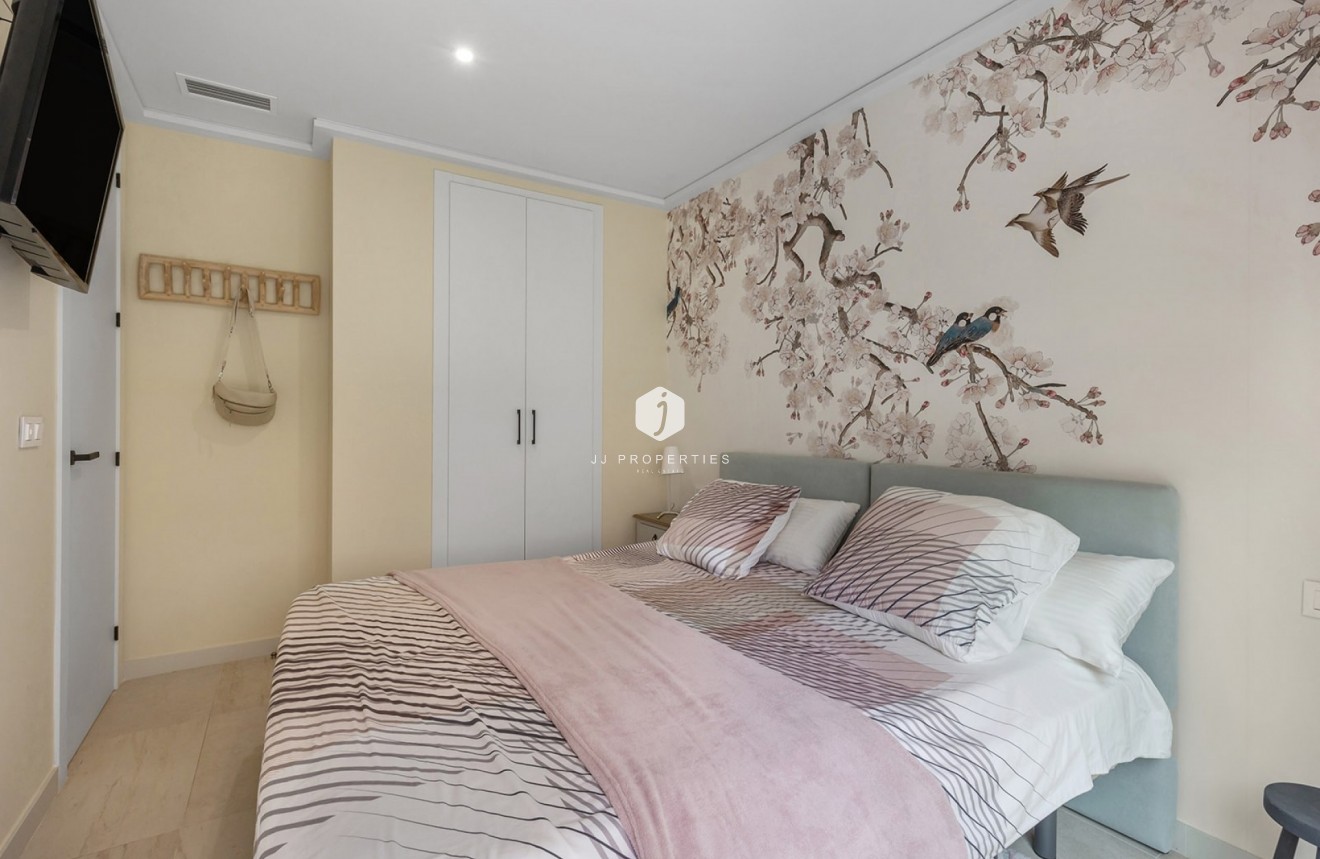 Tweedehands - Appartement / flat -
Torrevieja - Costa Blanca