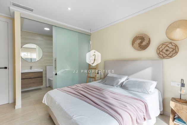 Tweedehands - Appartement / flat -
Torrevieja - Costa Blanca