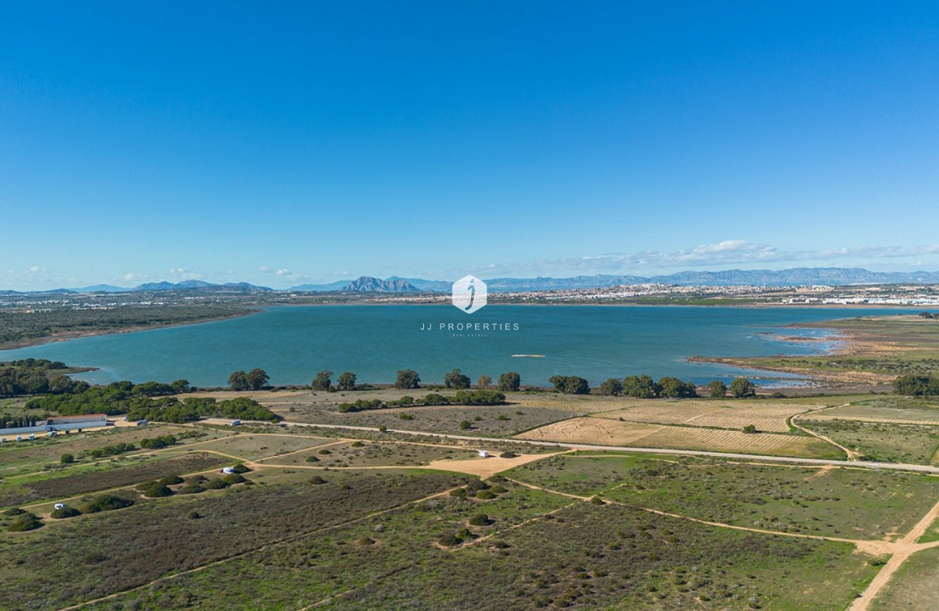 Tweedehands - Appartement / flat -
Torrevieja - Costa Blanca