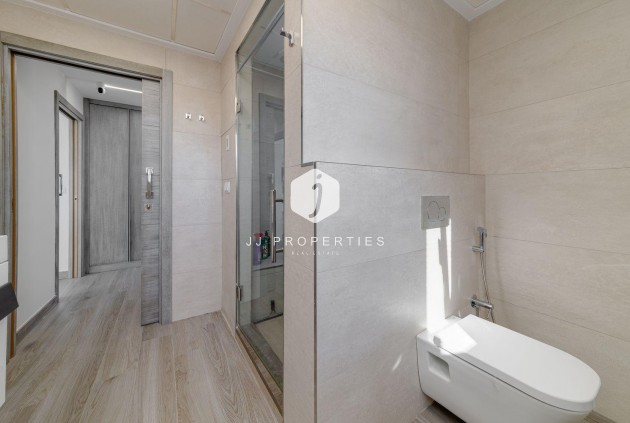 Resale - Villa -
Torrevieja - Costa Blanca