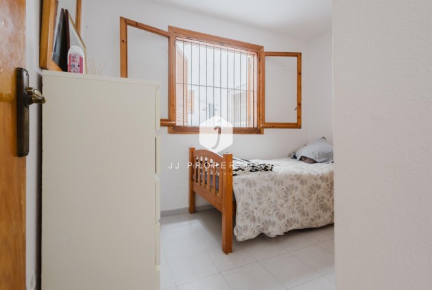 D'occasion - Appartement -
Torrevieja - Costa Blanca