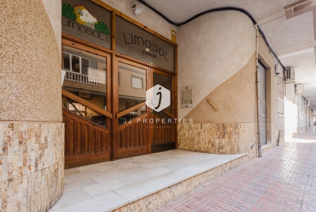 D'occasion - Appartement -
Torrevieja - Costa Blanca