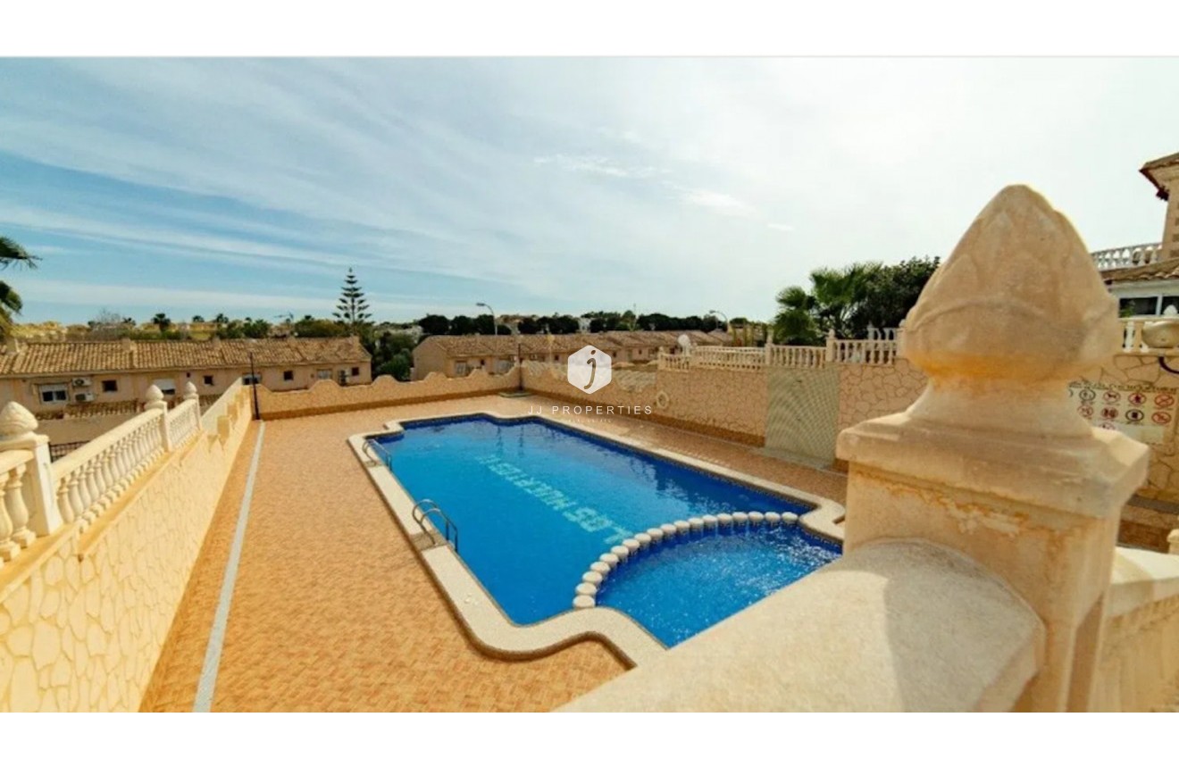 Resale - Villa -
Los Balcones - Costa Blanca