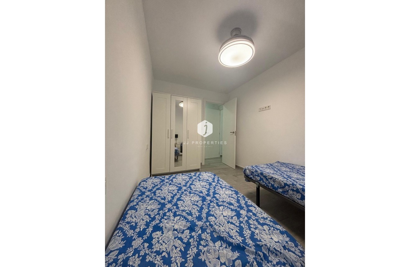 D'occasion - Appartement -
Torrevieja - Costa Blanca