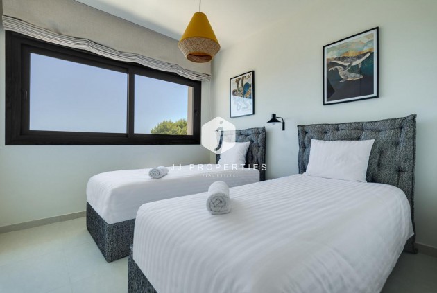 Resale - Apartment / flat -
Los Balcones - Costa Blanca