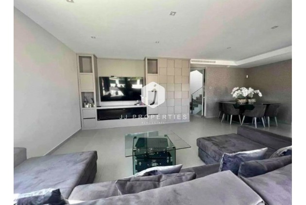 Resale - Villa -
Los Balcones - Costa Blanca