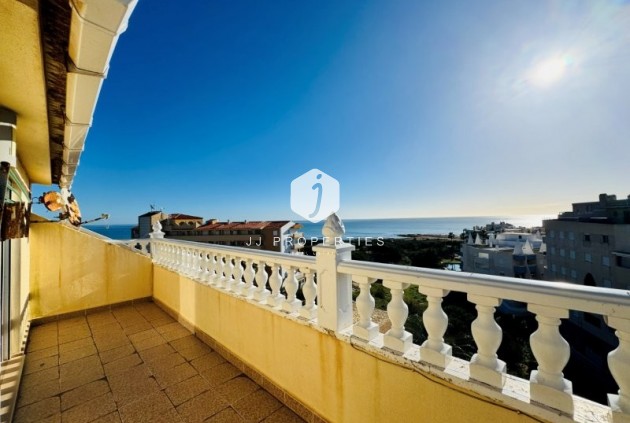 D'occasion - Attique -
La Mata - Costa Blanca