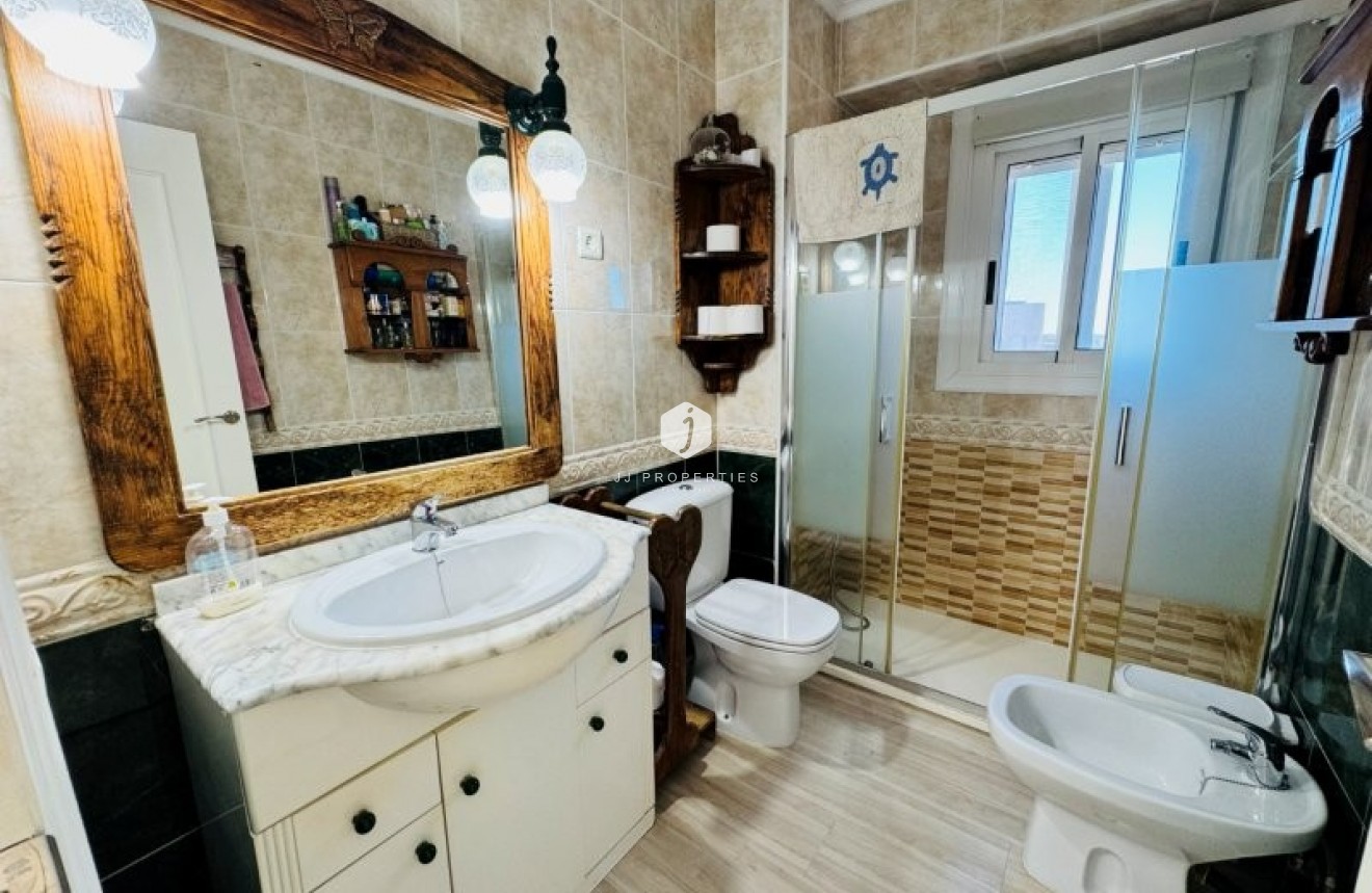 D'occasion - Attique -
La Mata - Costa Blanca