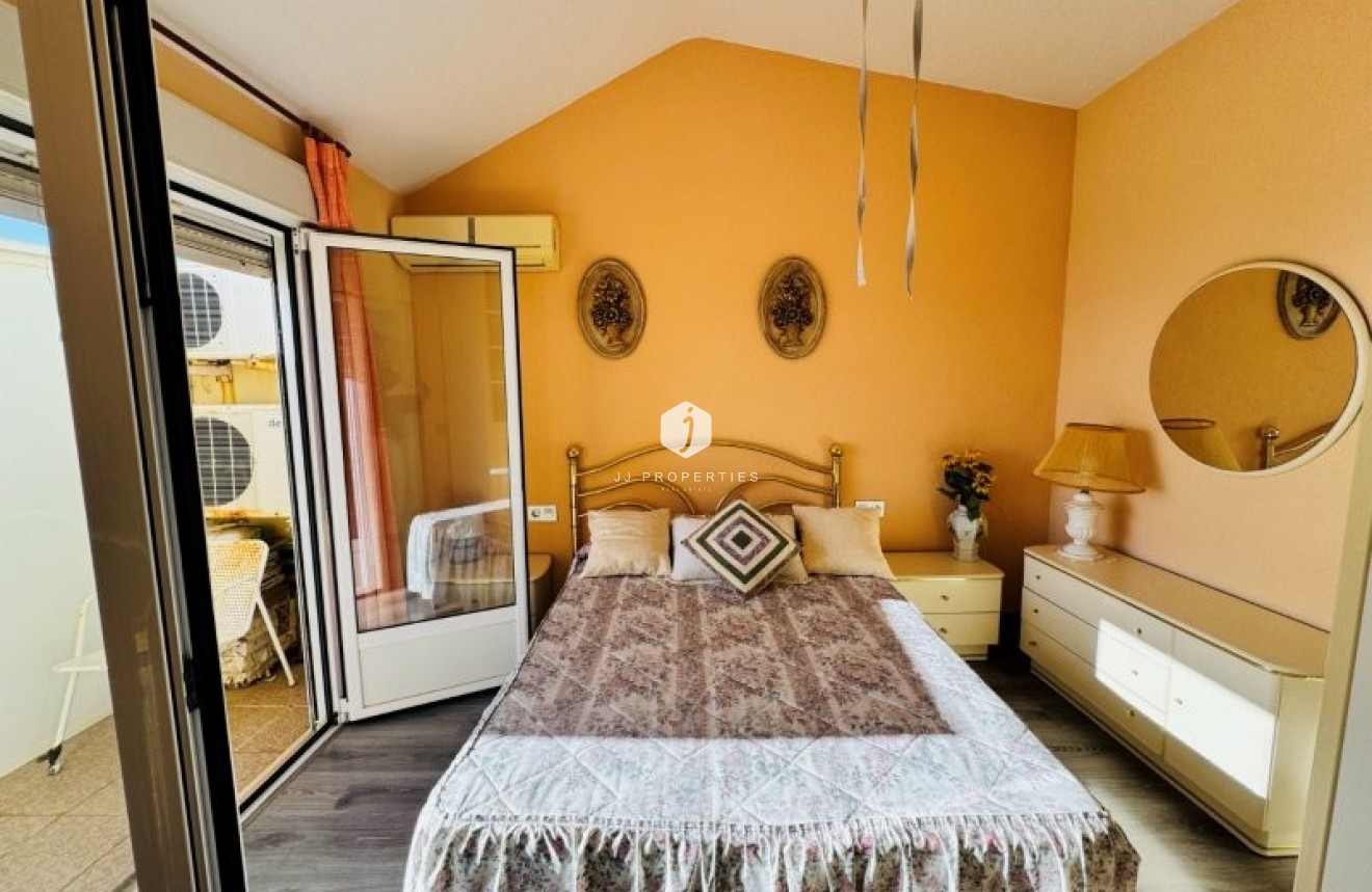 D'occasion - Attique -
La Mata - Costa Blanca