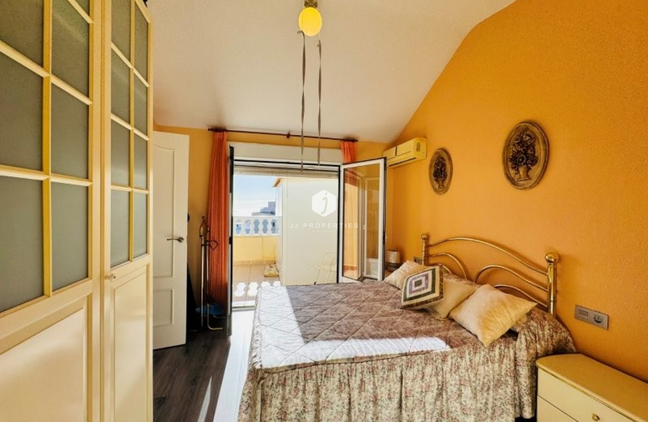 D'occasion - Attique -
La Mata - Costa Blanca