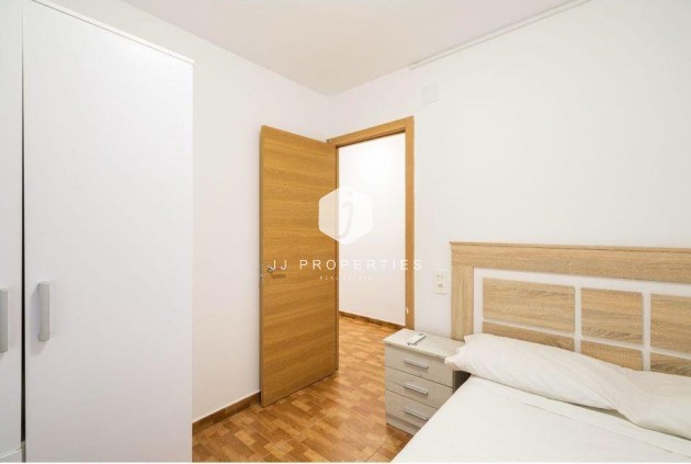 Tweedehands - Appartement / flat -
Torrevieja - La Mata Pueblo