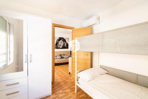 Tweedehands - Appartement / flat -
Torrevieja - La Mata Pueblo