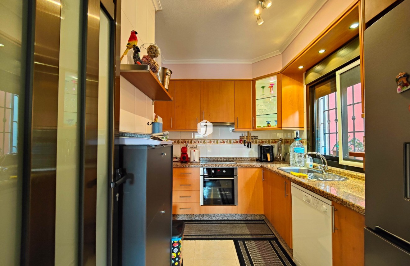 Tweedehands - Villa -
Guardamar del Segura - Costa Blanca