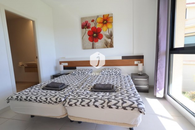 Resale - Apartment / flat -
Orihuela Costa - Costa Blanca