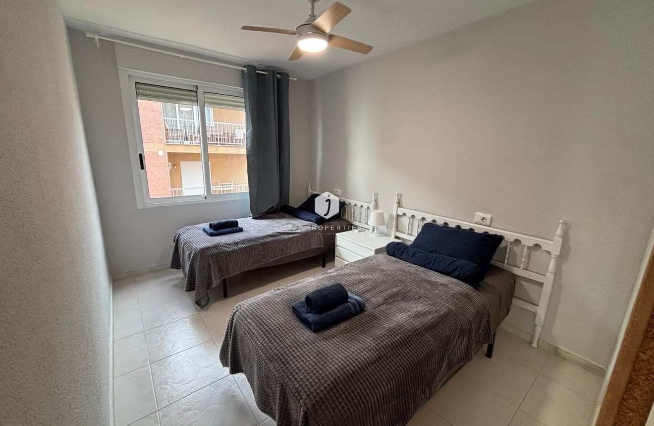 Resale - Apartment / flat -
Torrevieja - Playa de los Naufragos