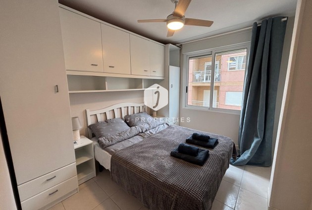 Resale - Apartment / flat -
Torrevieja - Playa de los Naufragos