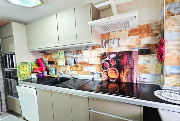 Segunda mano - Apartamento / piso -
Torrevieja - Playa de los Naufragos