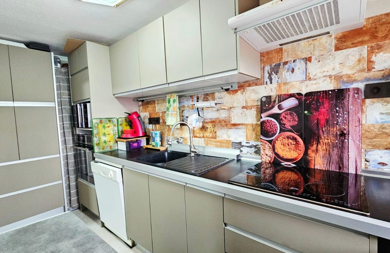 Segunda mano - Apartamento / piso -
Torrevieja - Playa de los Naufragos