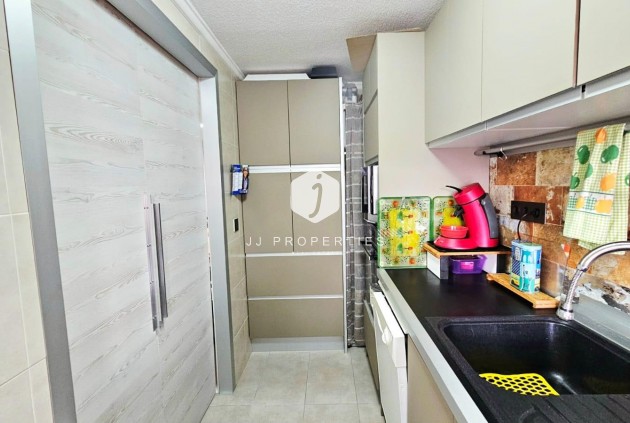 Segunda mano - Apartamento / piso -
Torrevieja - Playa de los Naufragos