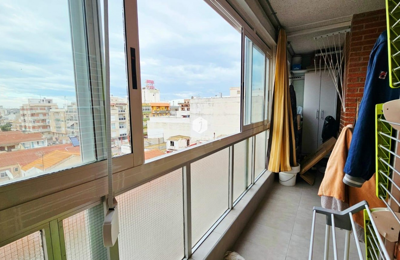 Segunda mano - Apartamento / piso -
Torrevieja - Playa de los Naufragos