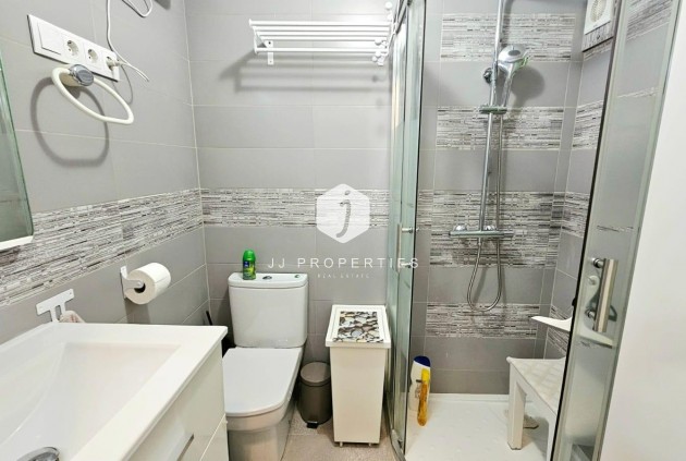 Segunda mano - Apartamento / piso -
Torrevieja - Playa de los Naufragos