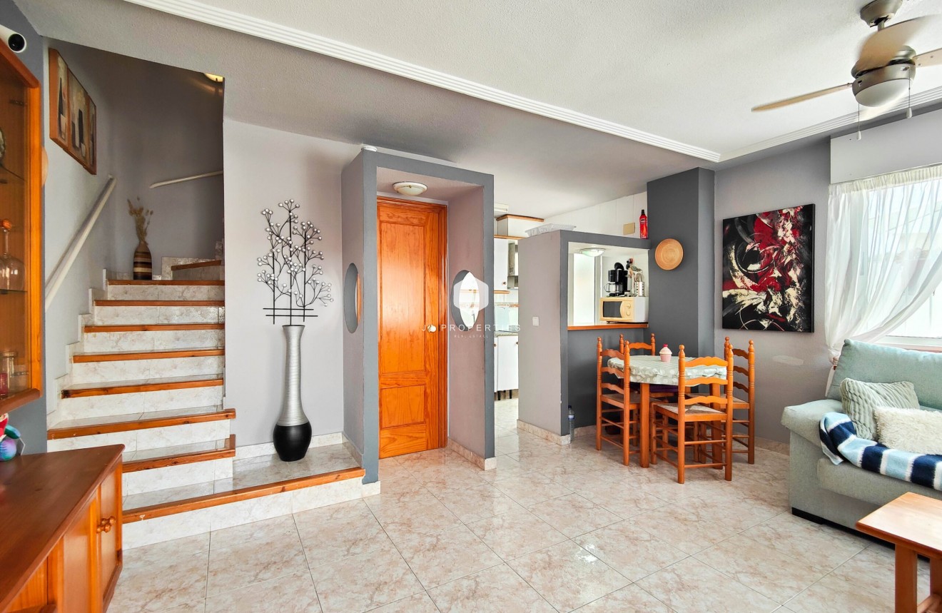 Z drugiej ręki - Szalet -
Orihuela Costa - Costa Blanca