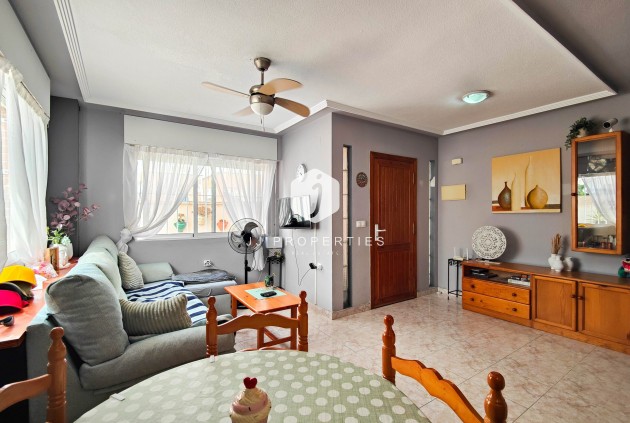 Z drugiej ręki - Szalet -
Orihuela Costa - Costa Blanca