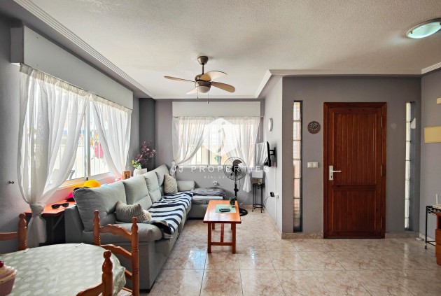 Z drugiej ręki - Szalet -
Orihuela Costa - Costa Blanca