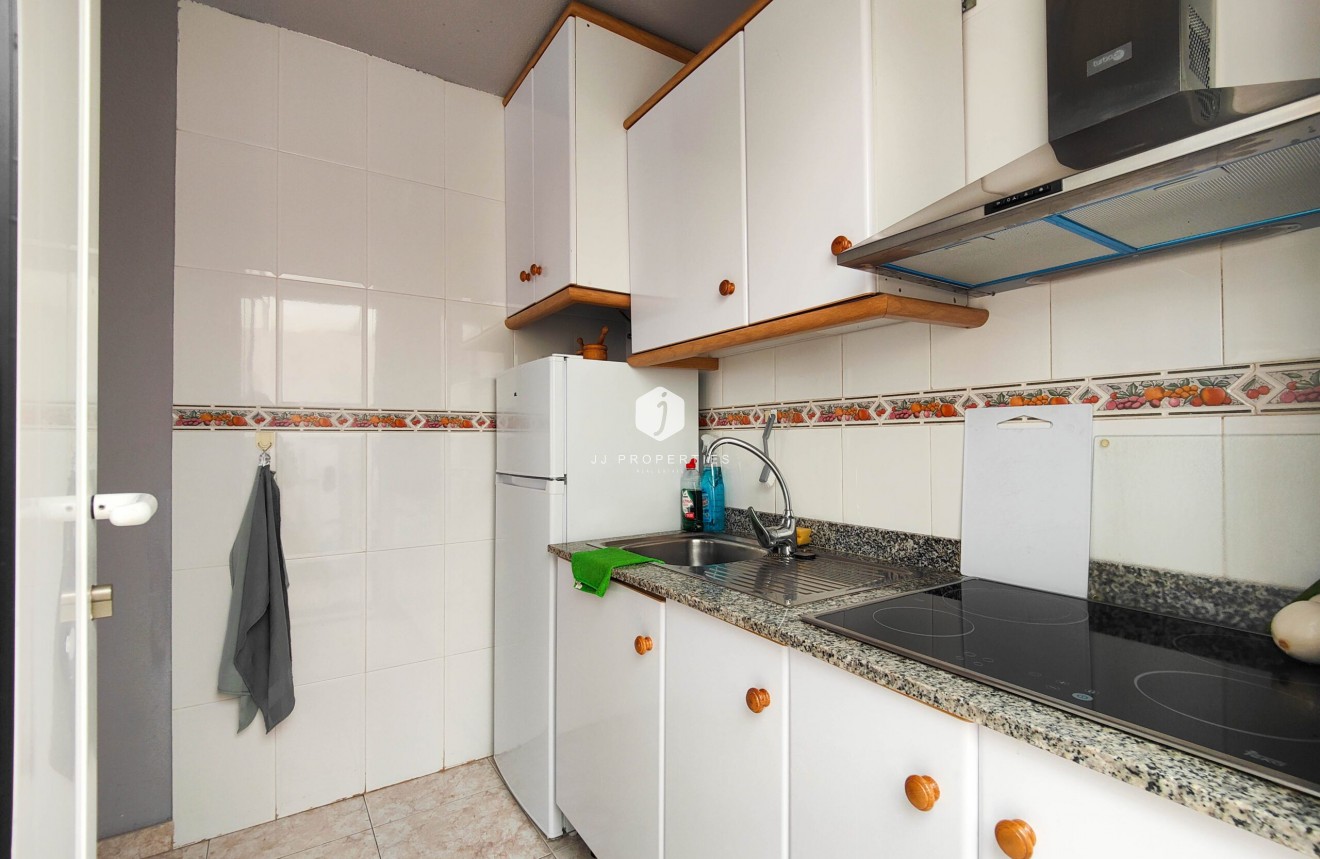 Z drugiej ręki - Szalet -
Orihuela Costa - Costa Blanca