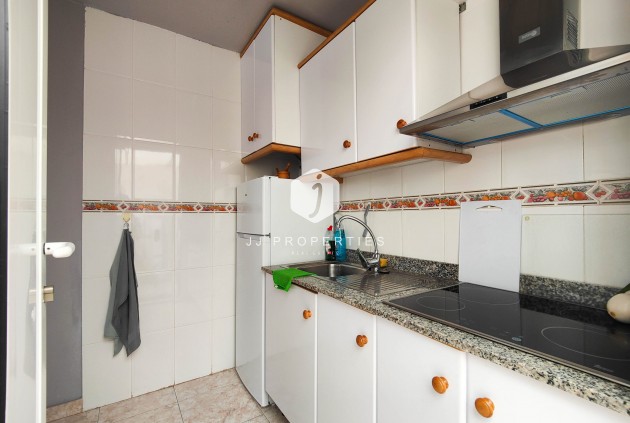 Z drugiej ręki - Szalet -
Orihuela Costa - Costa Blanca