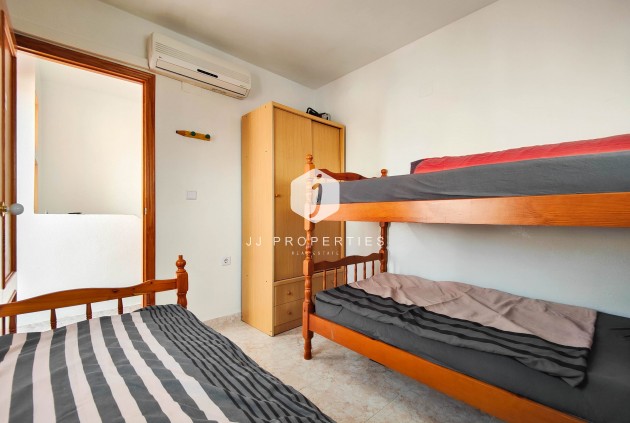 Z drugiej ręki - Szalet -
Orihuela Costa - Costa Blanca