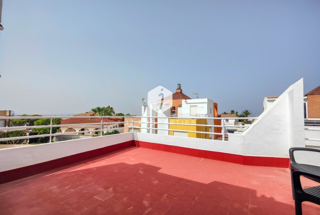 Z drugiej ręki - Szalet -
Orihuela Costa - Costa Blanca