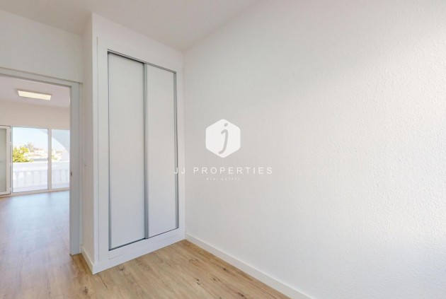 Z drugiej ręki - Szalet -
Orihuela Costa - Costa Blanca