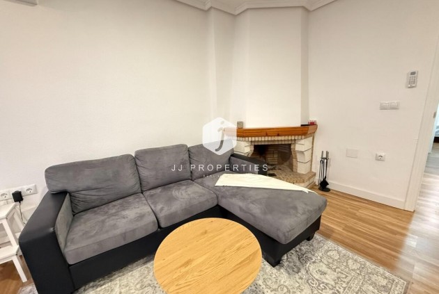 Z drugiej ręki - Mieszkanie w bloku -
Torrevieja - Costa Blanca