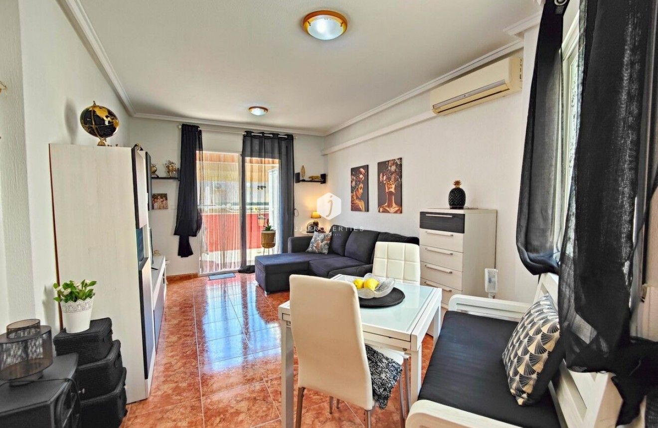 Aus zweiter Hand - Penthouse -
Torrevieja - Costa Blanca