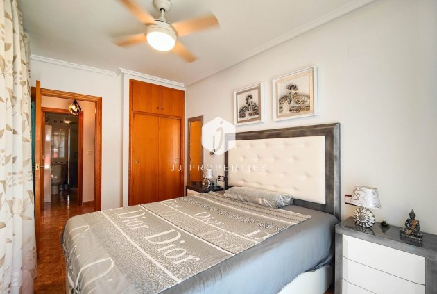 Aus zweiter Hand - Penthouse -
Torrevieja - Costa Blanca