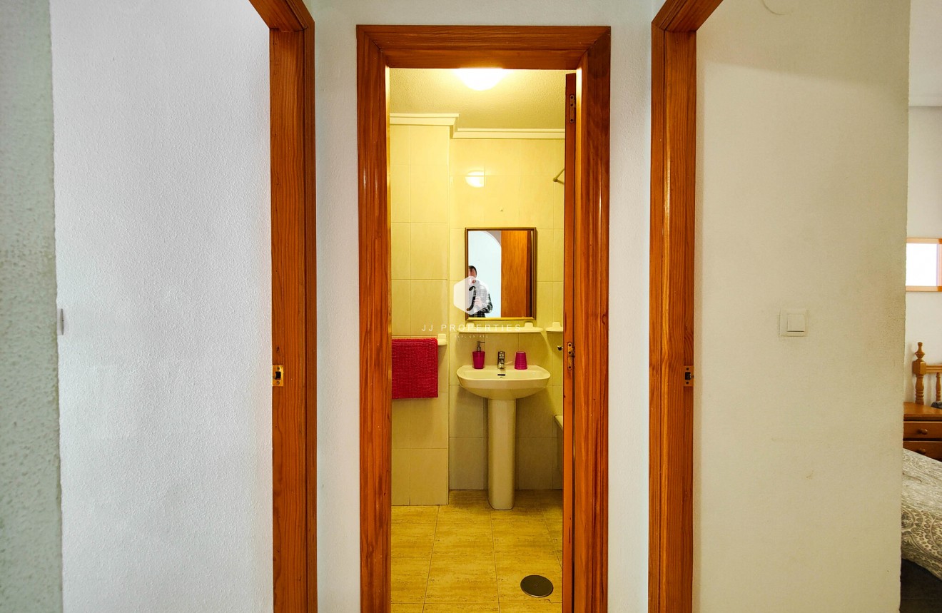 D'occasion - Appartement -
Torrevieja - Costa Blanca