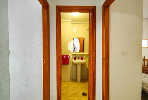 D'occasion - Appartement -
Torrevieja - Costa Blanca