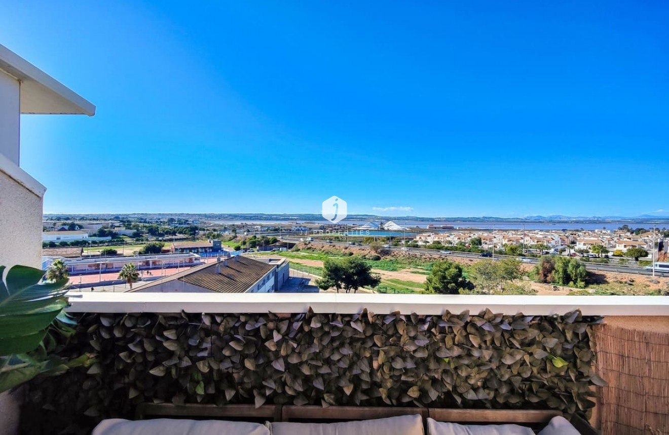 Resale - Penthouse -
Torrevieja - Costa Blanca